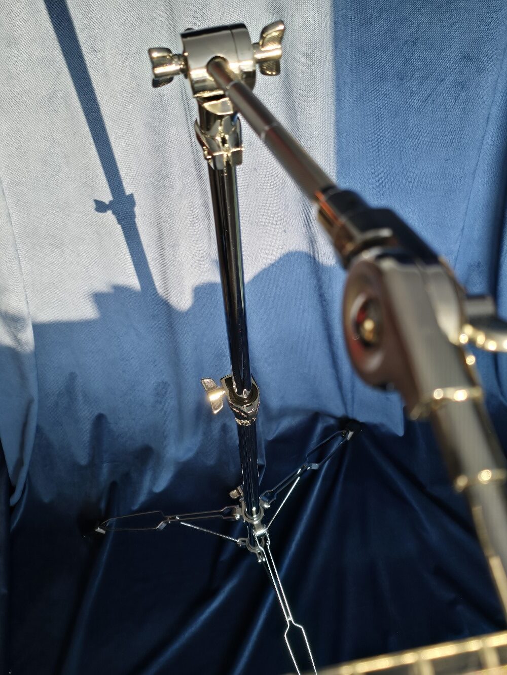 Silver Ethereal Wings Stand for Crystal Bar Chimes - Imagen 3